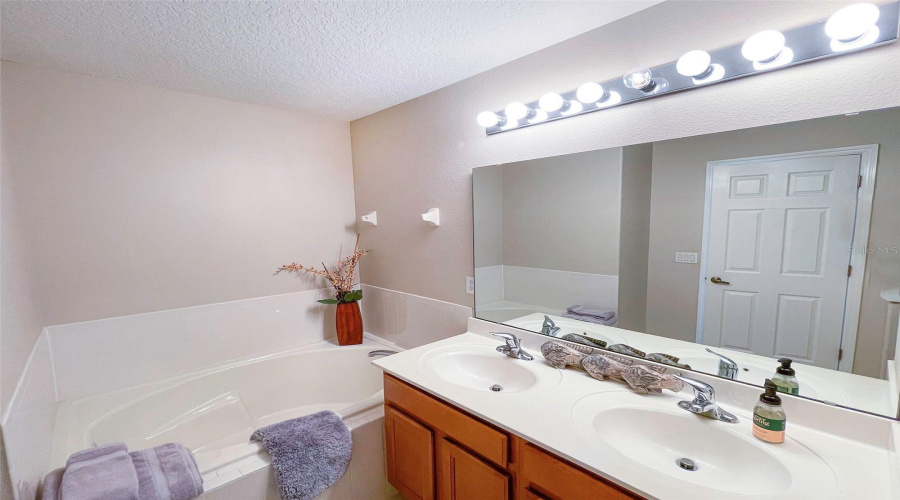 REUNION, Florida 34747, 3 Bedrooms Bedrooms, ,2 BathroomsBathrooms,Residential,For Sale,ASSEMBLY,0,MFRS5117911