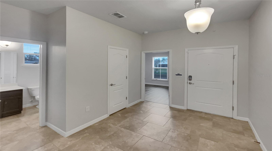 Kissimmee, Florida 34746, 4 Bedrooms Bedrooms, ,3 Bathroomsbathrooms,Residential,For Sale,Top Water,Mfro6271288