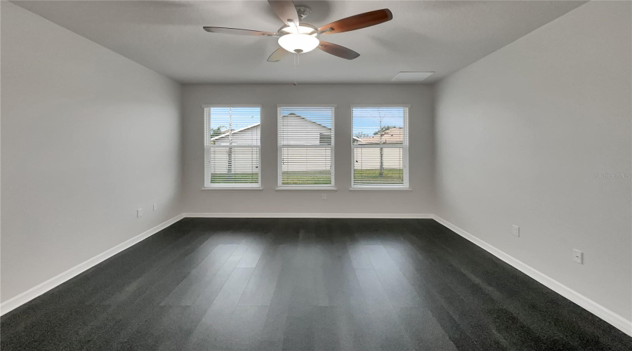 Kissimmee, Florida 34746, 4 Bedrooms Bedrooms, ,3 Bathroomsbathrooms,Residential,For Sale,Top Water,Mfro6271288