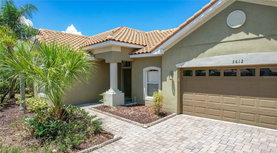 Kissimmee, Florida 34746, 3 Bedrooms Bedrooms, ,2 Bathroomsbathrooms,Residential,For Sale,Valleyview,Mfro6208330