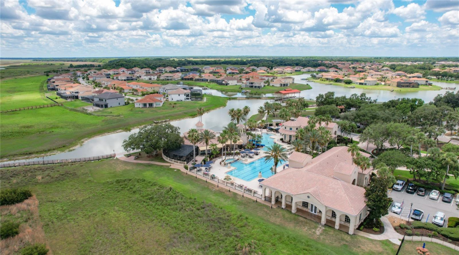 Kissimmee, Florida 34746, 3 Bedrooms Bedrooms, ,2 Bathroomsbathrooms,Residential,For Sale,Valleyview,Mfro6208330