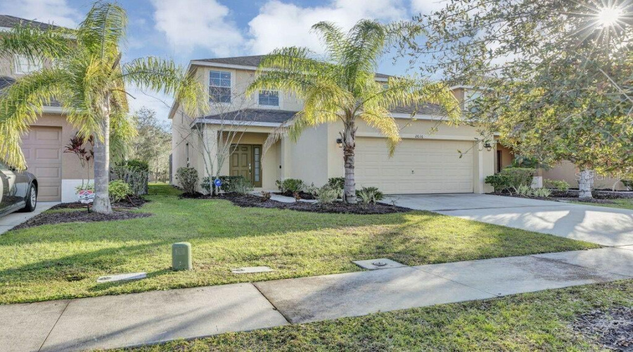 Kissimmee, Florida 34746, 5 Bedrooms Bedrooms, ,4 Bathroomsbathrooms,Residential,For Sale,Santosh,Mfro6271339