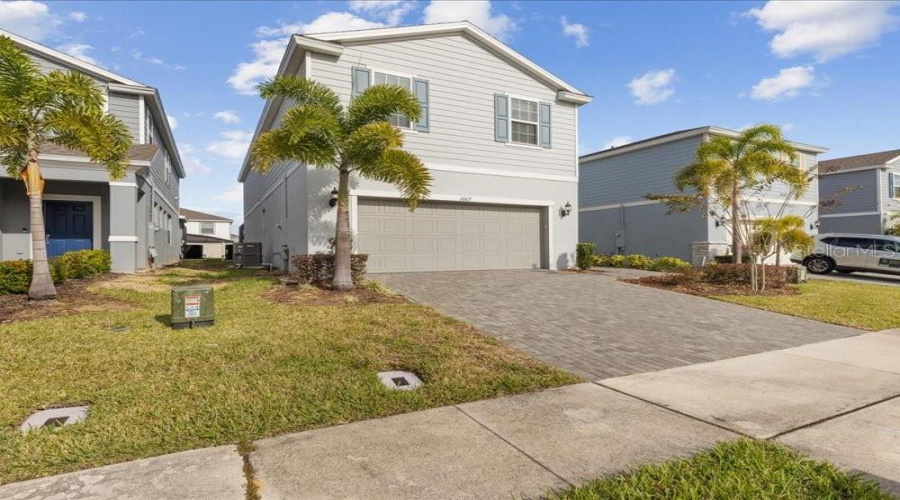 Davenport, Florida 33897, 5 Bedrooms Bedrooms, ,4 Bathroomsbathrooms,Residential,For Sale,Kona,Mfrs5118414