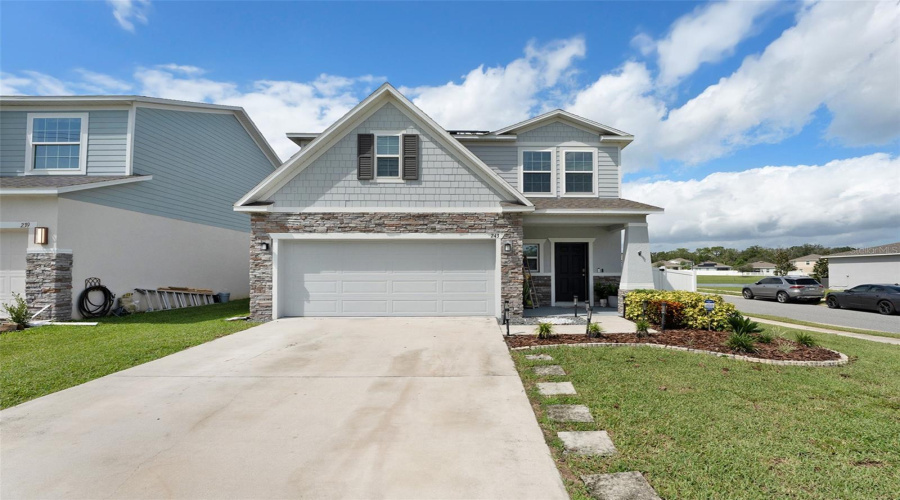 Davenport, Florida 33896, 4 Bedrooms Bedrooms, ,2 Bathroomsbathrooms,Residential,For Sale,Villavista,Mfrtb8306900