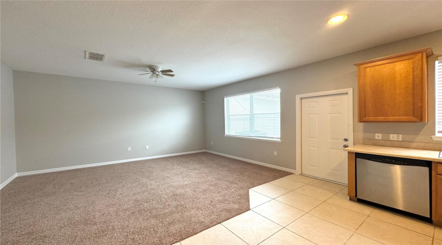 Kissimmee, Florida 34746, 3 Bedrooms Bedrooms, ,2 Bathroomsbathrooms,Residential,For Sale,Grasmere View,Mfro6269796