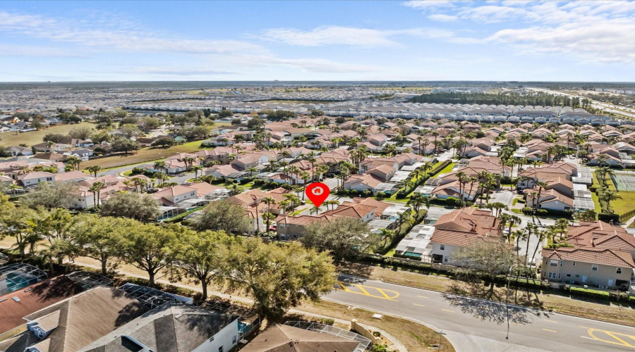DAVENPORT, Florida 33897, 5 Bedrooms Bedrooms, ,3 BathroomsBathrooms,Residential,For Sale,BRUNELLO DR,0,MFRS5118505