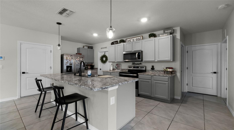 Kitchen Bar