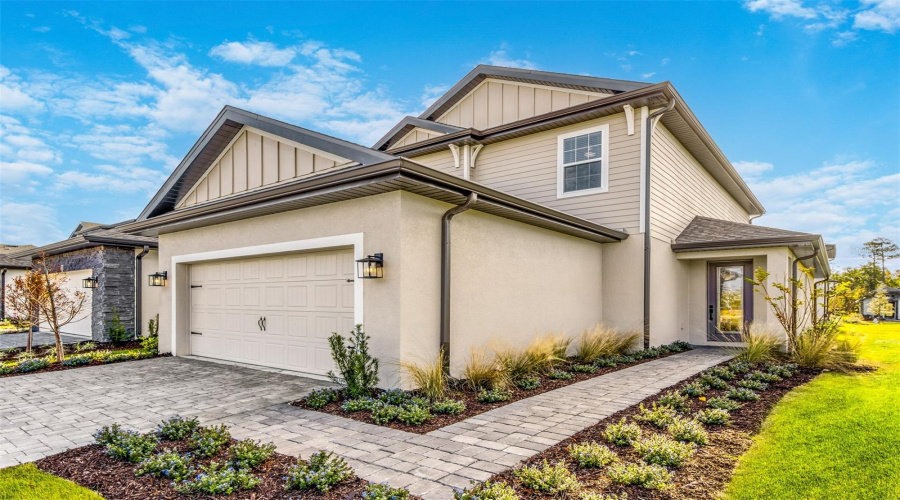 Kissimmee, Florida 34747, 5 Bedrooms Bedrooms, ,3 Bathroomsbathrooms,Residential,For Sale,Somersworth,Mfrtb8339274