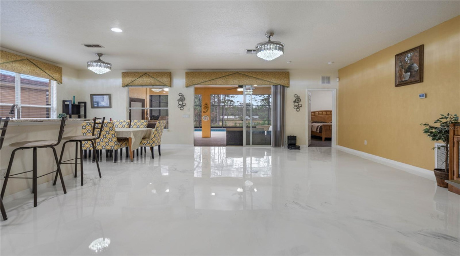 Davenport, Florida 33837, 5 Bedrooms Bedrooms, ,4 Bathroomsbathrooms,Residential,For Sale,Orange Cosmos,Mfrs5118678