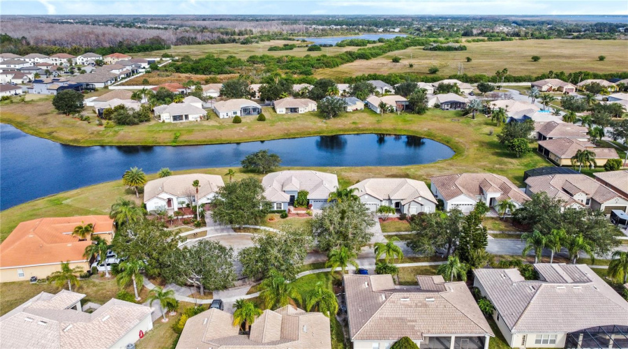 Kissimmee, Florida 34746, 4 Bedrooms Bedrooms, ,3 Bathroomsbathrooms,Residential,For Sale,Meadow View,Mfro6271785