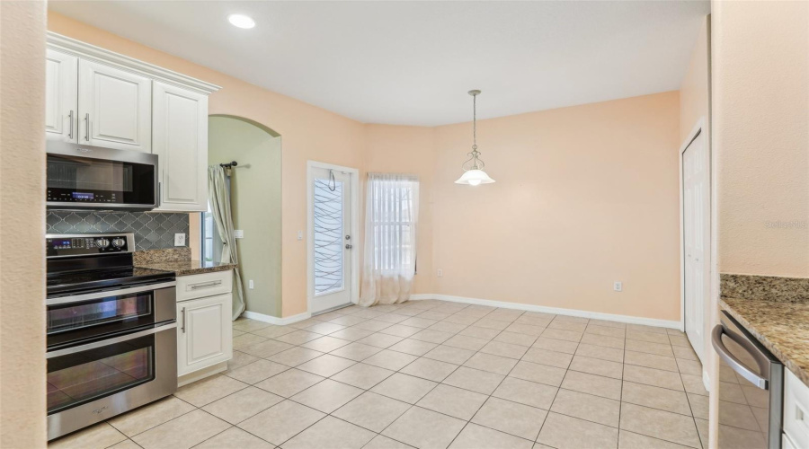 Kissimmee, Florida 34746, 4 Bedrooms Bedrooms, ,2 Bathroomsbathrooms,Residential,For Sale,Navigator,Mfrtb8339444