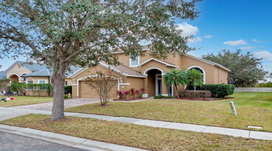 Kissimmee, Florida 34746, 5 Bedrooms Bedrooms, ,3 Bathroomsbathrooms,Residential,For Sale,Fox Glen,Mfrs5118487