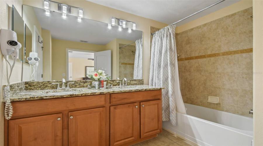 KISSIMMEE, Florida 34747, 4 Bedrooms Bedrooms, ,3 BathroomsBathrooms,Residential,For Sale,COCO PALM RD,0,MFRS5118694
