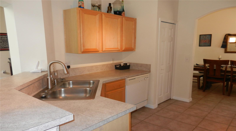 KISSIMMEE, Florida 34747, 5 Bedrooms Bedrooms, ,4 BathroomsBathrooms,Residential,For Sale,LIDO KEY,0,MFRO6272159