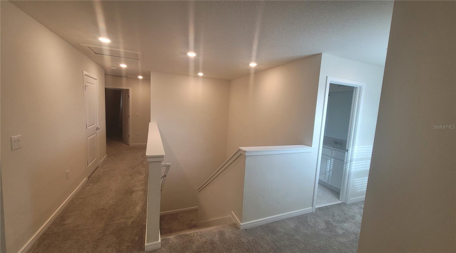 KISSIMMEE, Florida 34746, 5 Bedrooms Bedrooms, ,3 BathroomsBathrooms,Residential,For Sale,WOODMONT,0,MFRS5118673