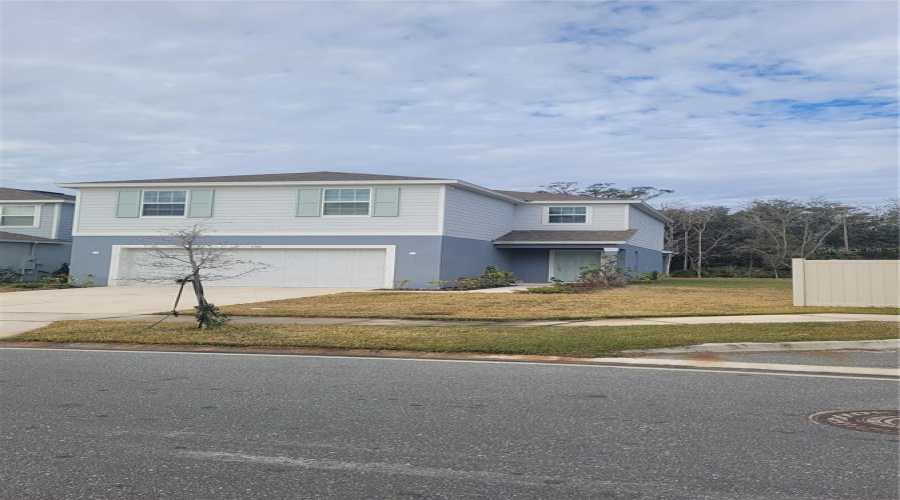 KISSIMMEE, Florida 34746, 5 Bedrooms Bedrooms, ,3 BathroomsBathrooms,Residential,For Sale,WOODMONT,0,MFRS5118673