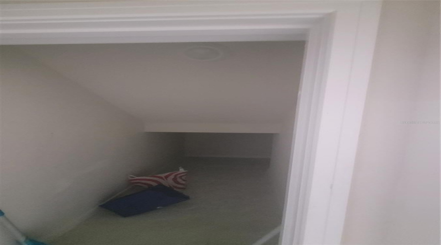 KISSIMMEE, Florida 34746, 5 Bedrooms Bedrooms, ,3 BathroomsBathrooms,Residential,For Sale,WOODMONT,0,MFRS5118673