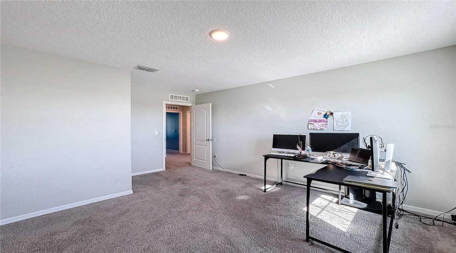 DAVENPORT, Florida 33837, 5 Bedrooms Bedrooms, ,3 BathroomsBathrooms,Residential,For Sale,TAFT,0,MFRS5118634