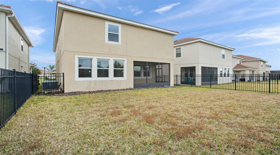 Davenport, Florida 33896, 4 Bedrooms Bedrooms, ,2 Bathroomsbathrooms,Residential,For Sale,Downswing,Mfro6272753