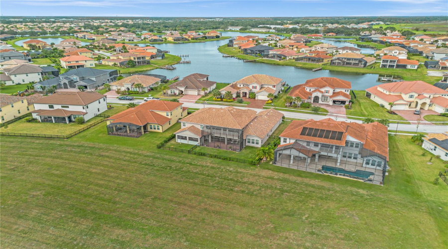 Kissimmee, Florida 34746, 5 Bedrooms Bedrooms, ,5 Bathroomsbathrooms,Residential,For Sale,Windlass,Mfrs5118489