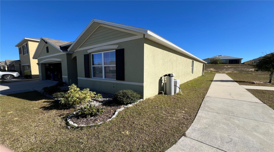 Davenport, Florida 33837, 4 Bedrooms Bedrooms, ,2 Bathroomsbathrooms,Residential,For Sale,Panda,Mfrs5118392