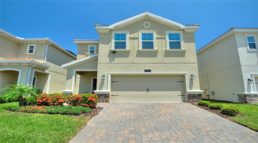 Davenport, Florida 33896, 3 Bedrooms Bedrooms, ,2 Bathroomsbathrooms,Residential,For Sale,Fluffy Lie,Mfrs5110324