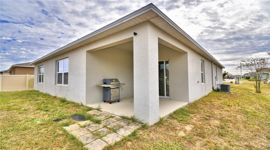 Davenport, Florida 33837, 4 Bedrooms Bedrooms, ,2 Bathroomsbathrooms,Residential,For Sale,Jacks,Mfrl4950130