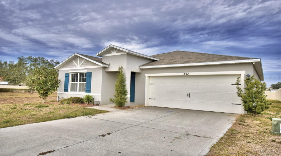 Davenport, Florida 33837, 4 Bedrooms Bedrooms, ,2 Bathroomsbathrooms,Residential,For Sale,Jacks,Mfrl4950130