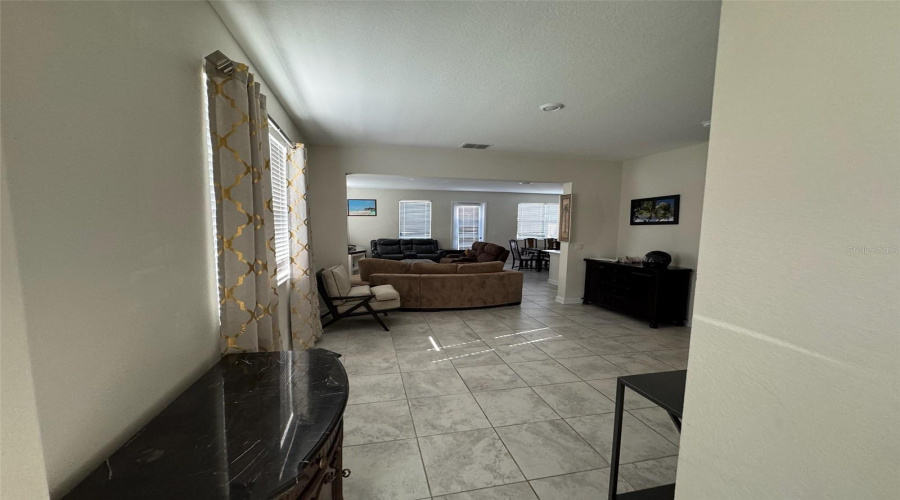 Kissimmee, Florida 34746, 4 Bedrooms Bedrooms, ,3 Bathroomsbathrooms,Residential,For Sale,Title,Mfro6270911