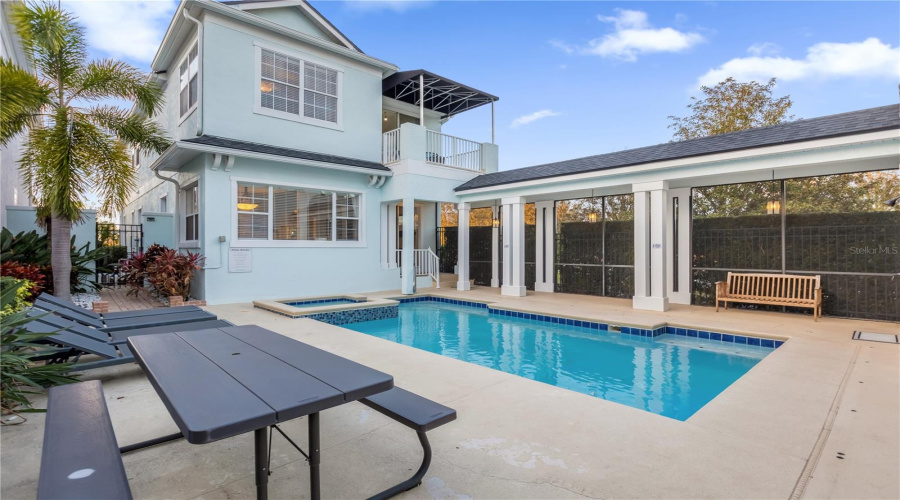 Courtyard Pool/Spa