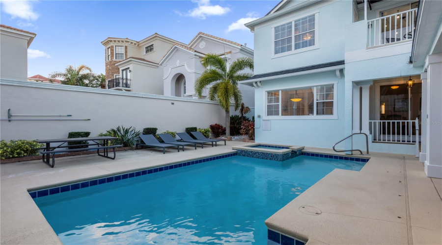 Courtyard Pool/Spa