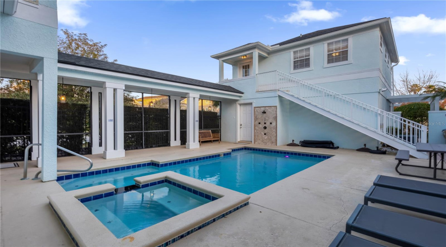 Courtyard Pool/Spa