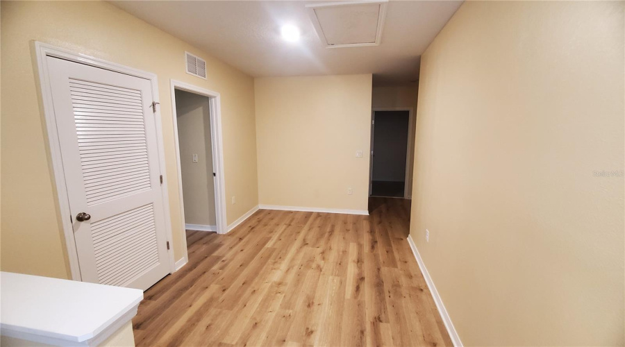 DAVENPORT, Florida 33837, 5 Bedrooms Bedrooms, ,3 BathroomsBathrooms,Residential,For Sale,JOVANA,MFRO6221190