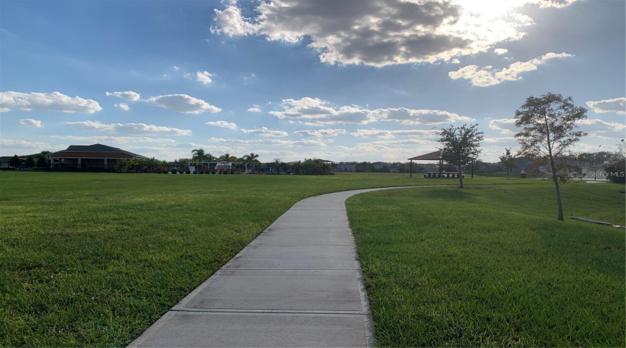 DAVENPORT, Florida 33837, 5 Bedrooms Bedrooms, ,3 BathroomsBathrooms,Residential,For Sale,JOVANA,MFRO6221190