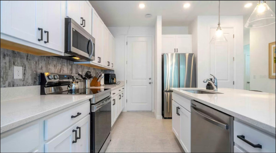 DAVENPORT, Florida 33896, 3 Bedrooms Bedrooms, ,2 BathroomsBathrooms,Residential,For Sale,LONGBOAT,MFRS5118936