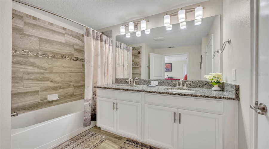 KISSIMMEE, Florida 34746, 4 Bedrooms Bedrooms, ,3 BathroomsBathrooms,Residential,For Sale,GATSBY ST,MFRO6259412