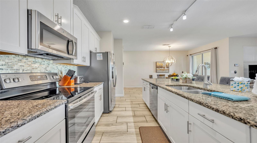 KISSIMMEE, Florida 34746, 4 Bedrooms Bedrooms, ,3 BathroomsBathrooms,Residential,For Sale,GATSBY ST,MFRO6259412
