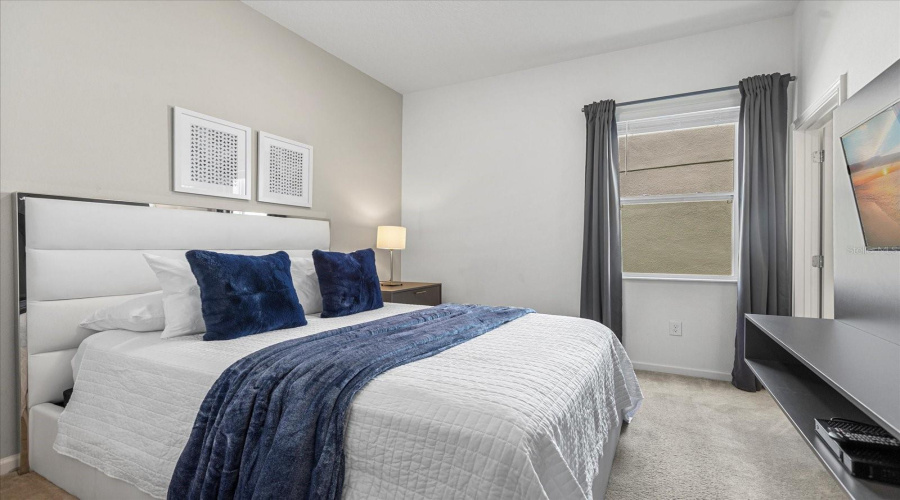 DAVENPORT, Florida 33837, 12 Bedrooms Bedrooms, ,11 BathroomsBathrooms,Residential,For Sale,BROAD OAK,0,MFRS5119019