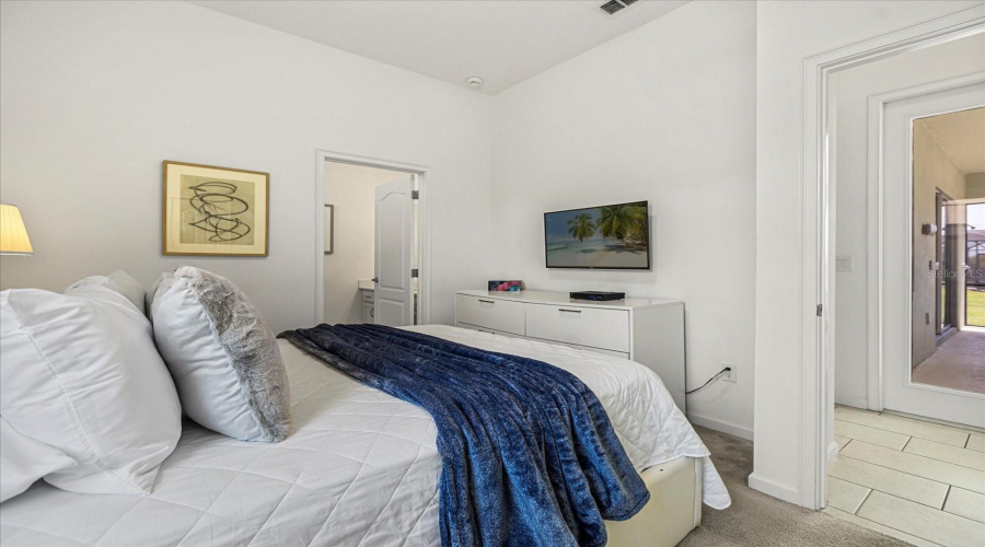DAVENPORT, Florida 33837, 12 Bedrooms Bedrooms, ,11 BathroomsBathrooms,Residential,For Sale,BROAD OAK,0,MFRS5119019