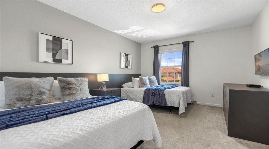 DAVENPORT, Florida 33837, 12 Bedrooms Bedrooms, ,11 BathroomsBathrooms,Residential,For Sale,BROAD OAK,0,MFRS5119019