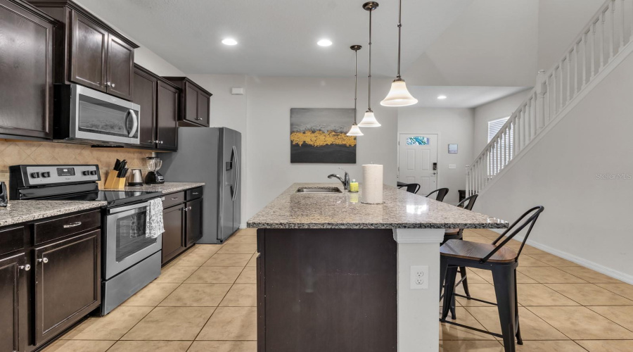 KISSIMMEE, Florida 34747, 7 Bedrooms Bedrooms, ,5 BathroomsBathrooms,Residential,For Sale,NICE,0,MFRO6273317