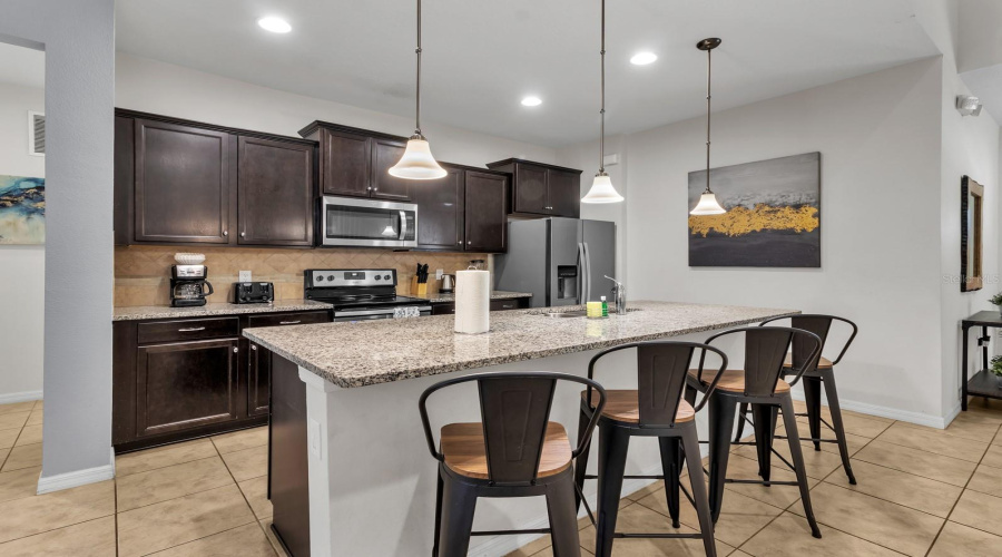 KISSIMMEE, Florida 34747, 7 Bedrooms Bedrooms, ,5 BathroomsBathrooms,Residential,For Sale,NICE,0,MFRO6273317