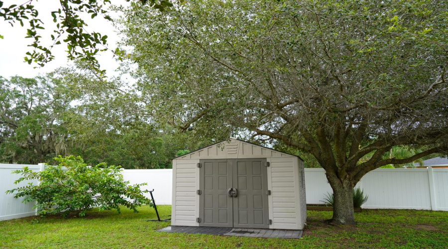 DAVENPORT, Florida 33837, 4 Bedrooms Bedrooms, ,3 BathroomsBathrooms,Residential,For Sale,MERRIMACK,0,MFRS5119069