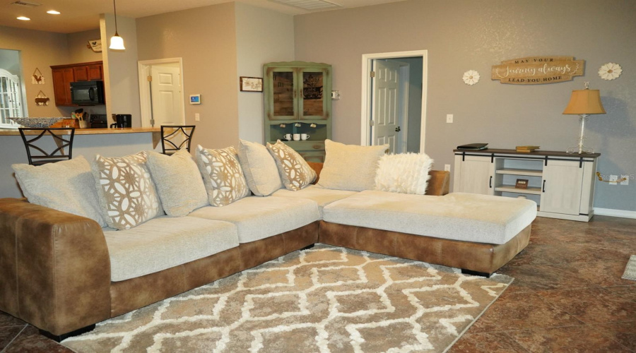 DAVENPORT, Florida 33837, 4 Bedrooms Bedrooms, ,3 BathroomsBathrooms,Residential,For Sale,MERRIMACK,0,MFRS5119069