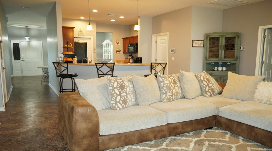 DAVENPORT, Florida 33837, 4 Bedrooms Bedrooms, ,3 BathroomsBathrooms,Residential,For Sale,MERRIMACK,0,MFRS5119069