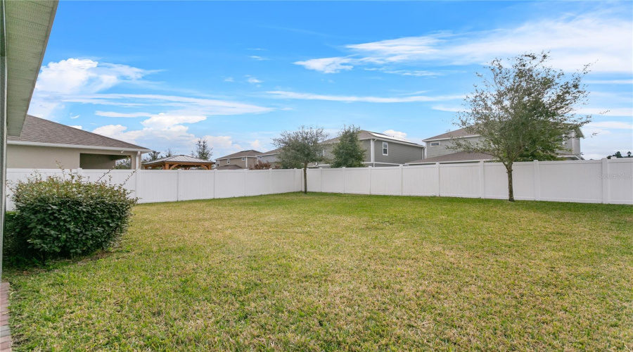 DAVENPORT, Florida 33837, 4 Bedrooms Bedrooms, ,3 BathroomsBathrooms,Residential,For Sale,YORKDALE,MFRS5117785