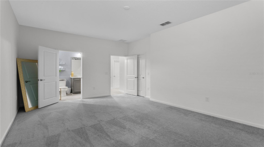DAVENPORT, Florida 33837, 4 Bedrooms Bedrooms, ,3 BathroomsBathrooms,Residential,For Sale,YORKDALE,MFRS5117785