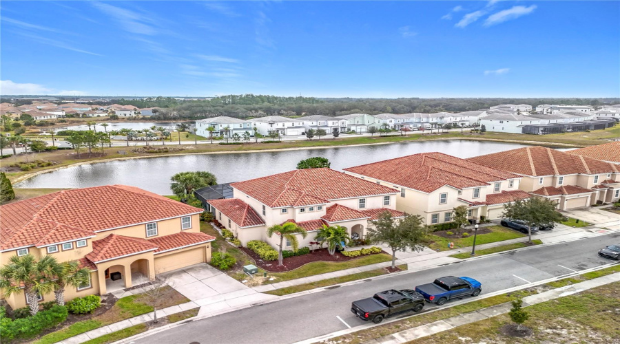 Davenport, Florida 33837, 9 Bedrooms Bedrooms, ,7 Bathroomsbathrooms,Residential,For Sale,Broad Oak,Mfro6274394