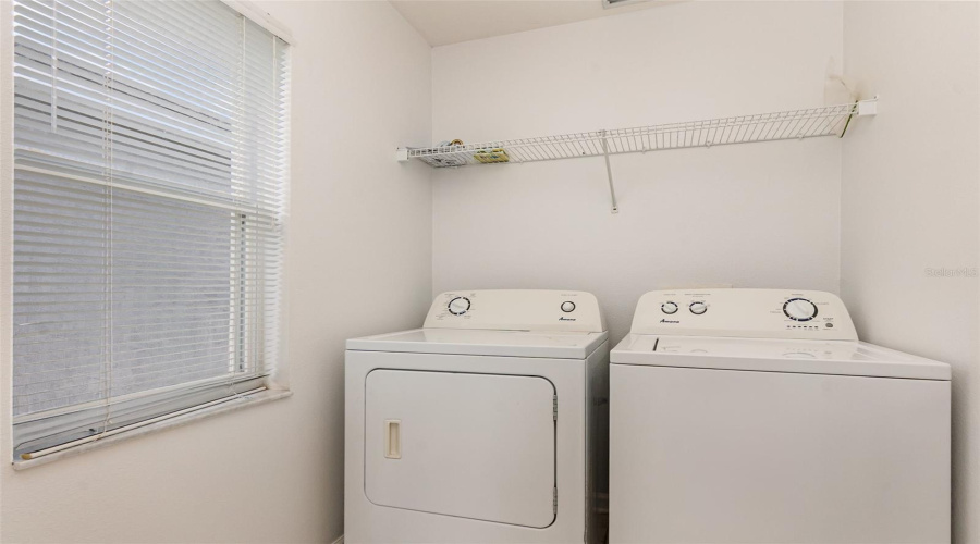 KISSIMMEE, Florida 34747, 4 Bedrooms Bedrooms, ,3 BathroomsBathrooms,Residential,For Sale,FAN PALM,0,MFRO6254325