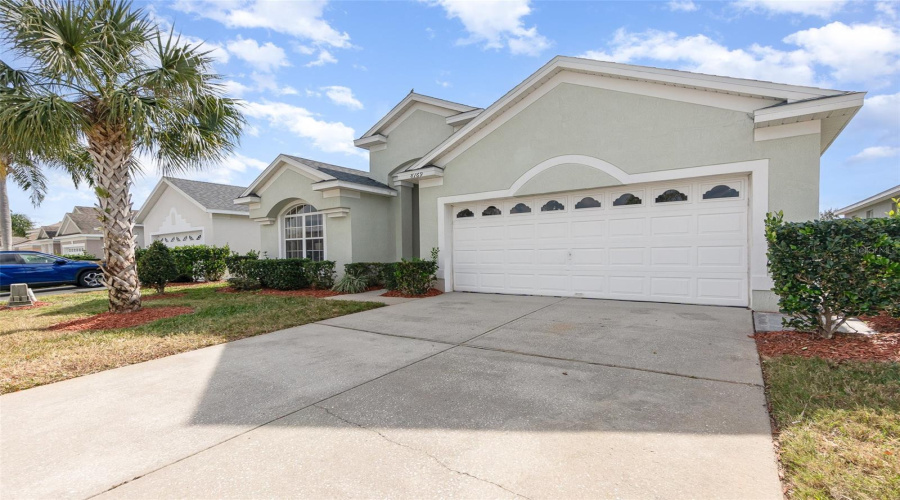 KISSIMMEE, Florida 34747, 4 Bedrooms Bedrooms, ,3 BathroomsBathrooms,Residential,For Sale,FAN PALM,0,MFRO6254325